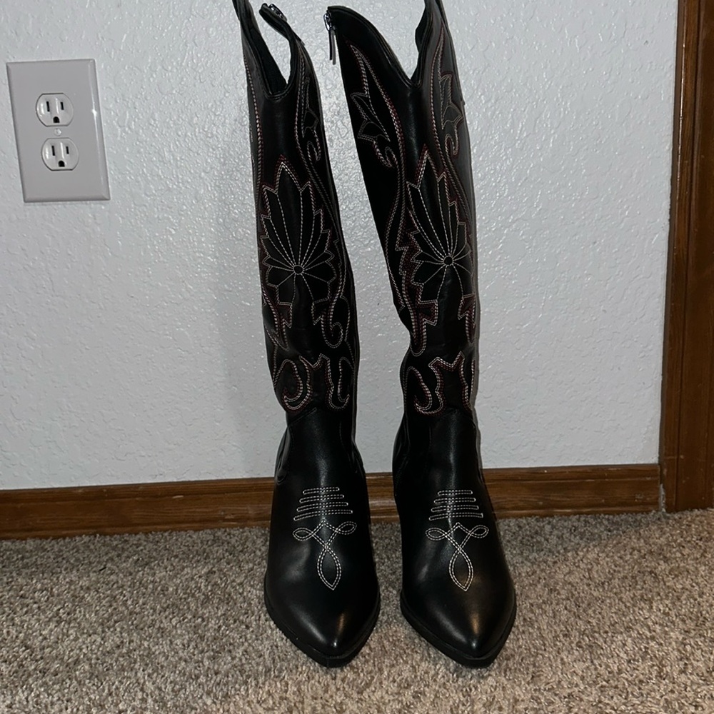 Tall Western Boot (Wide Calf)